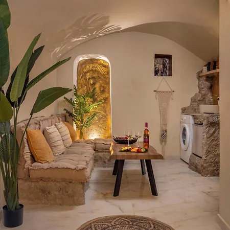 Ethnic Cave Suite Rhodes City Exterior photo